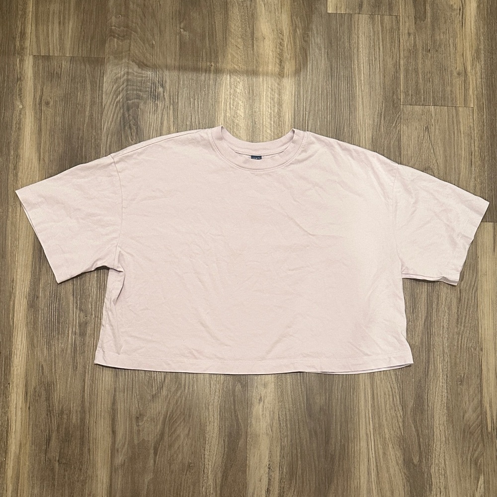 👕 Old Navy Lilac Cropped Vintage Tee